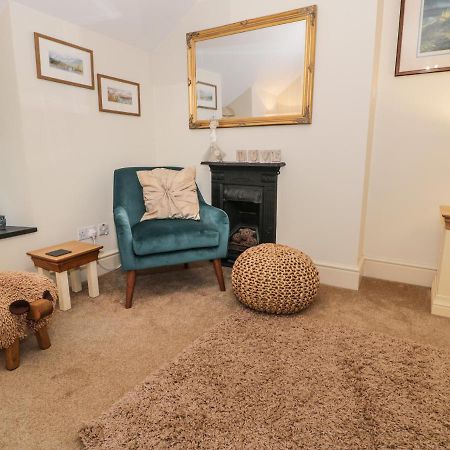 Bwthyn Ger Afon Riverplace Cottage 블레노페스티니오그 외부 사진