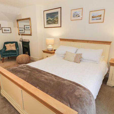 Bwthyn Ger Afon Riverplace Cottage 블레노페스티니오그 외부 사진