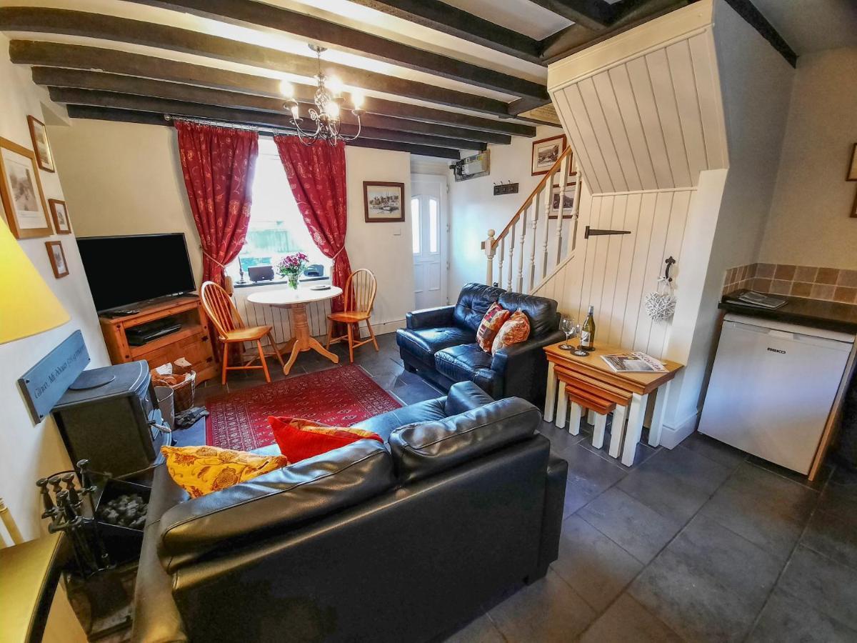 Bwthyn Ger Afon Riverplace Cottage 블레노페스티니오그 외부 사진